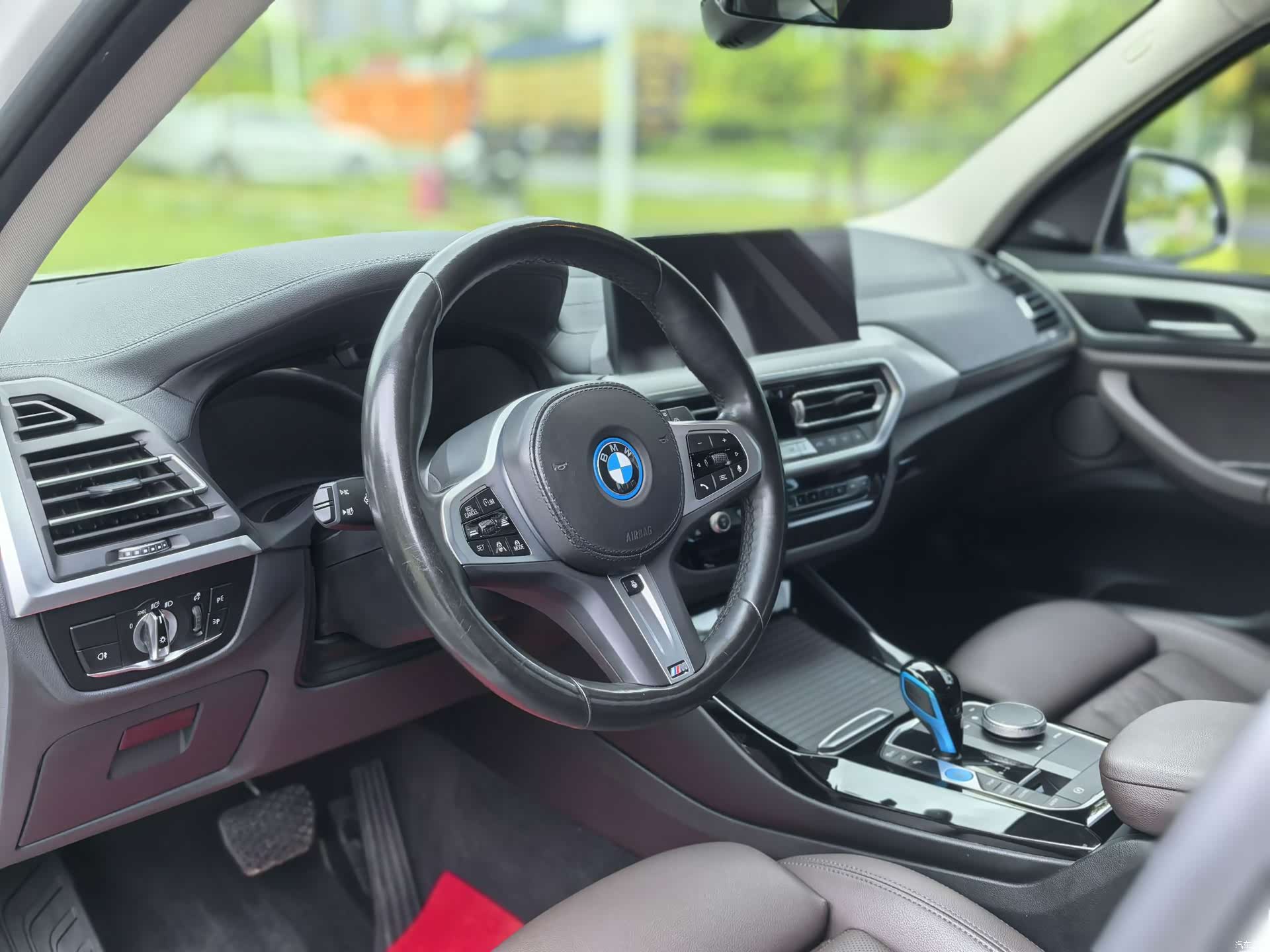 BMW iX3, 2022 9