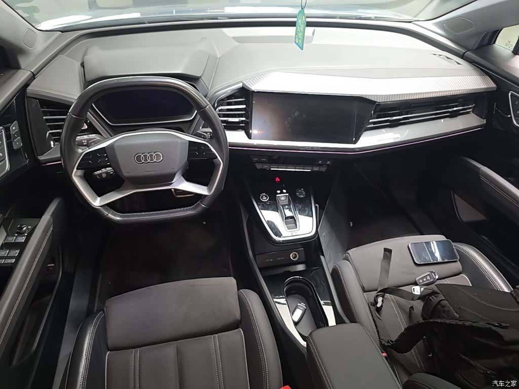 Audi Q4 e-tron, 2023 16