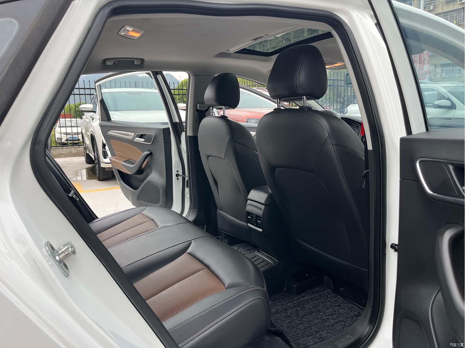 Roewe i6, 2018 10