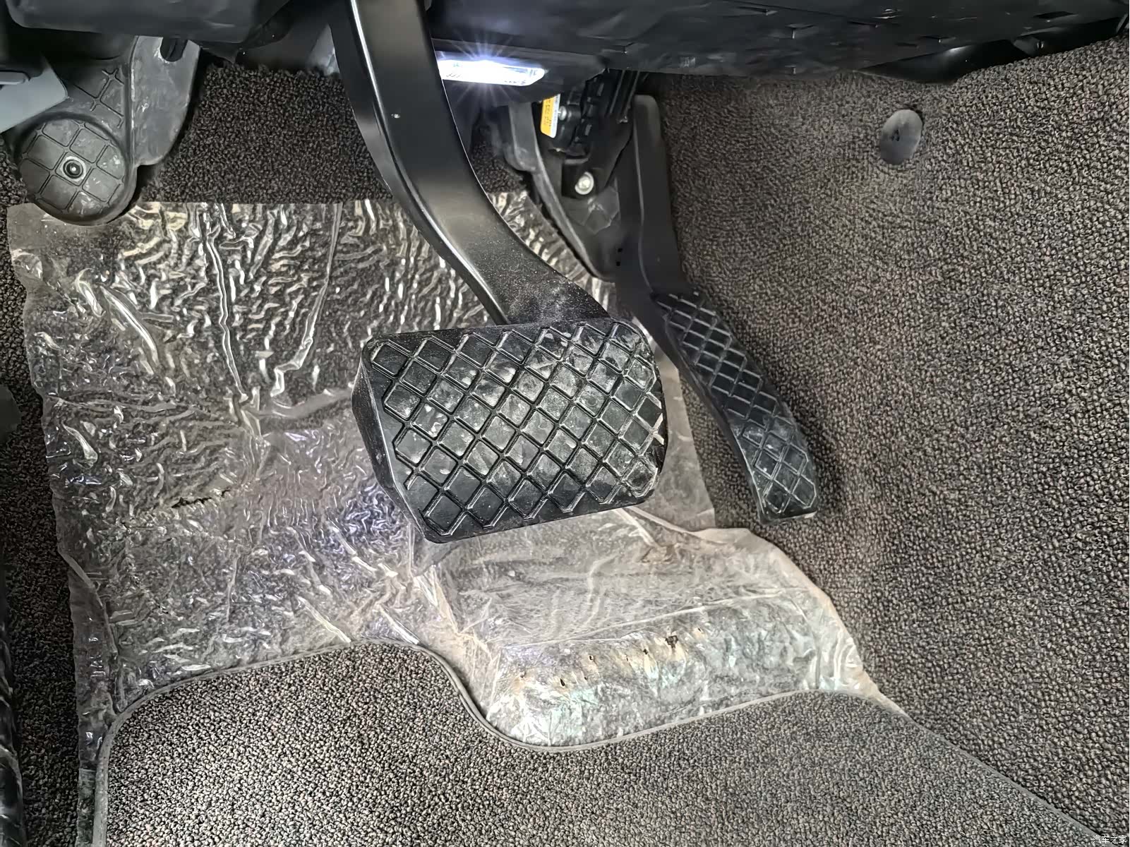 Audi Q7, 2011 19