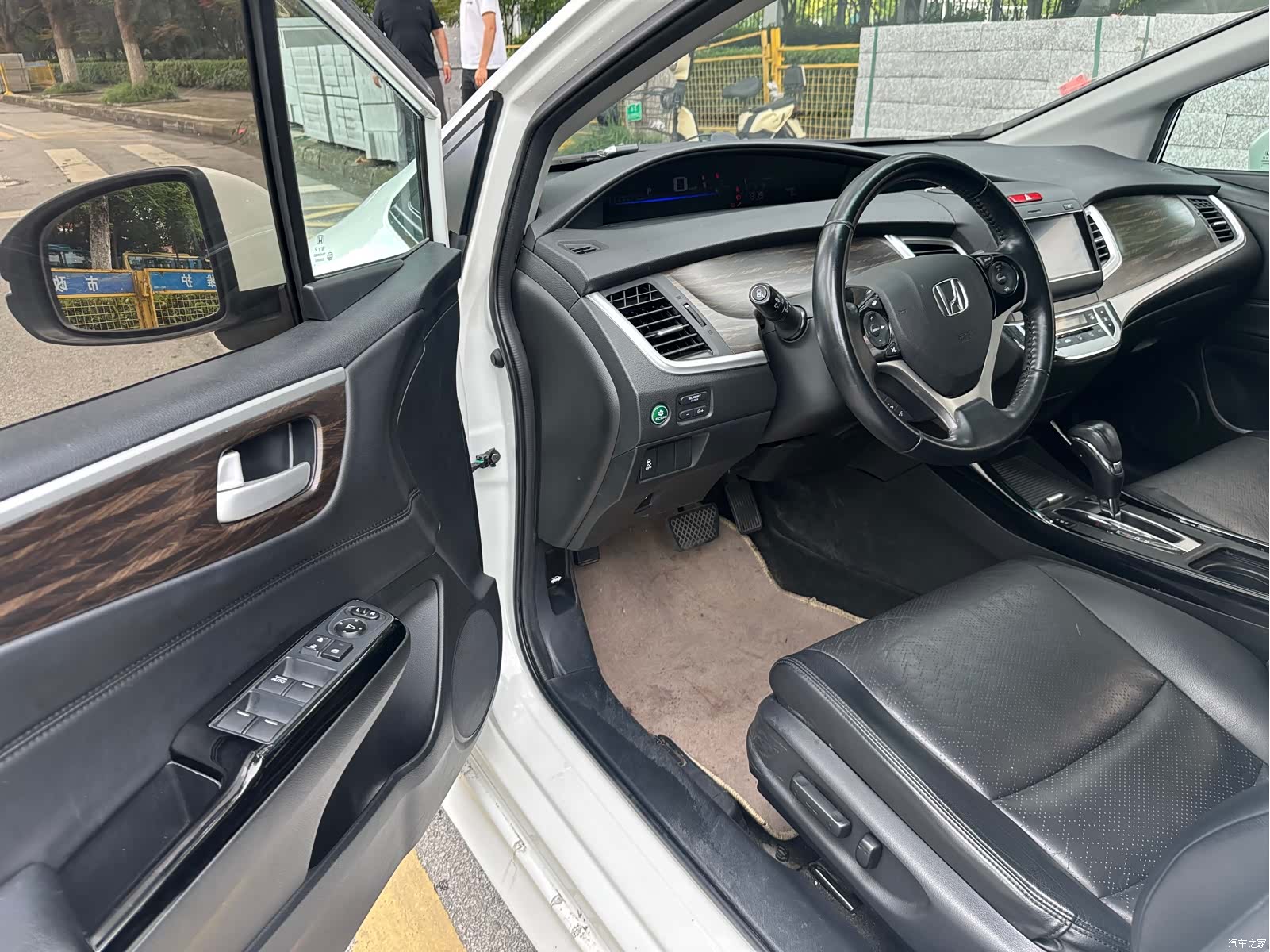 Honda Jade, 2017 7