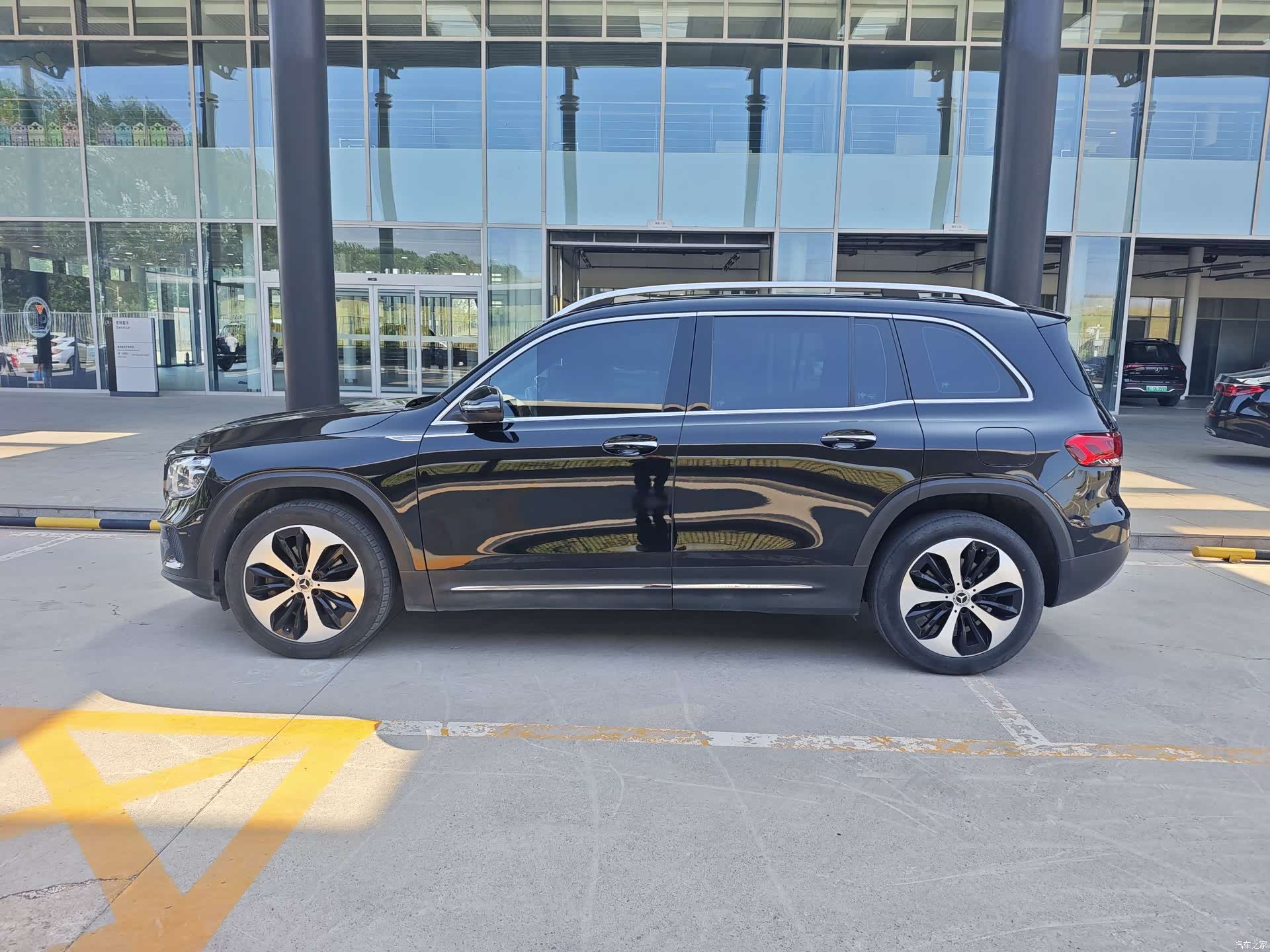 Mercedes-Benz GLB, 2023 8