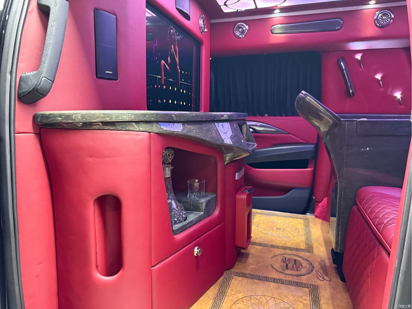 Cadillac Escalade, 2018 33