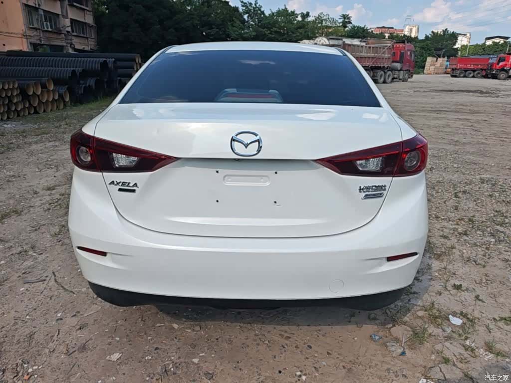 Mazda Mazda3, 2016 6