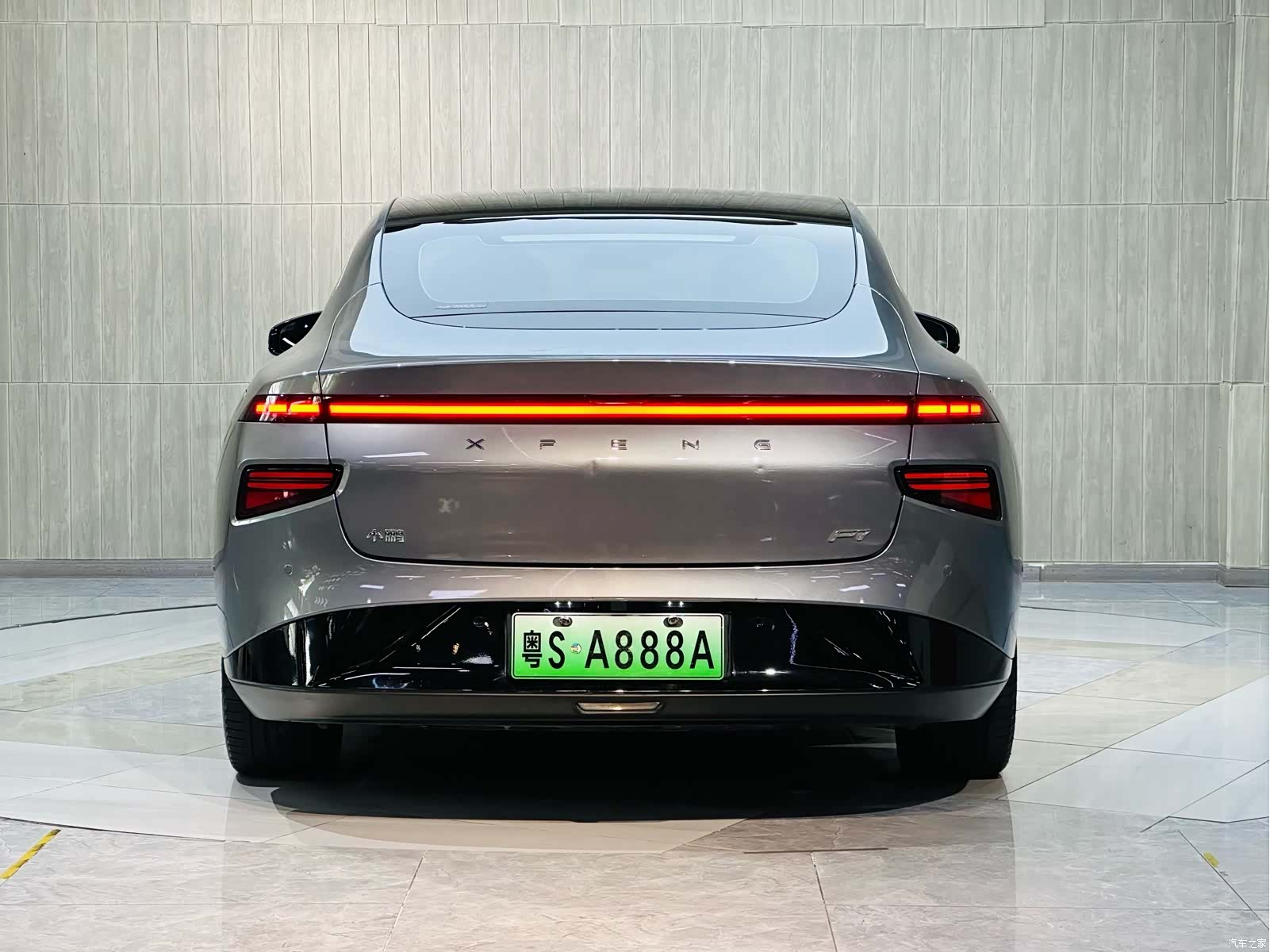 Xpeng P7, 2021 3