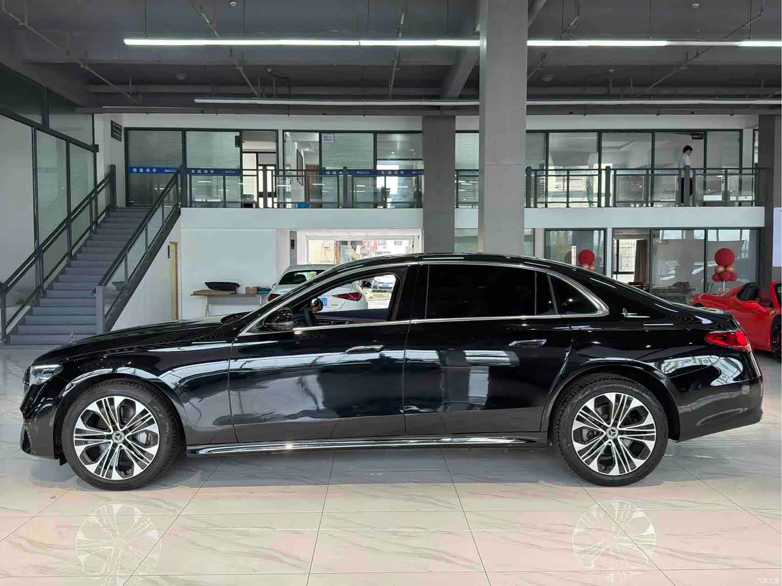 Mercedes-Benz E-Class, 2026 8