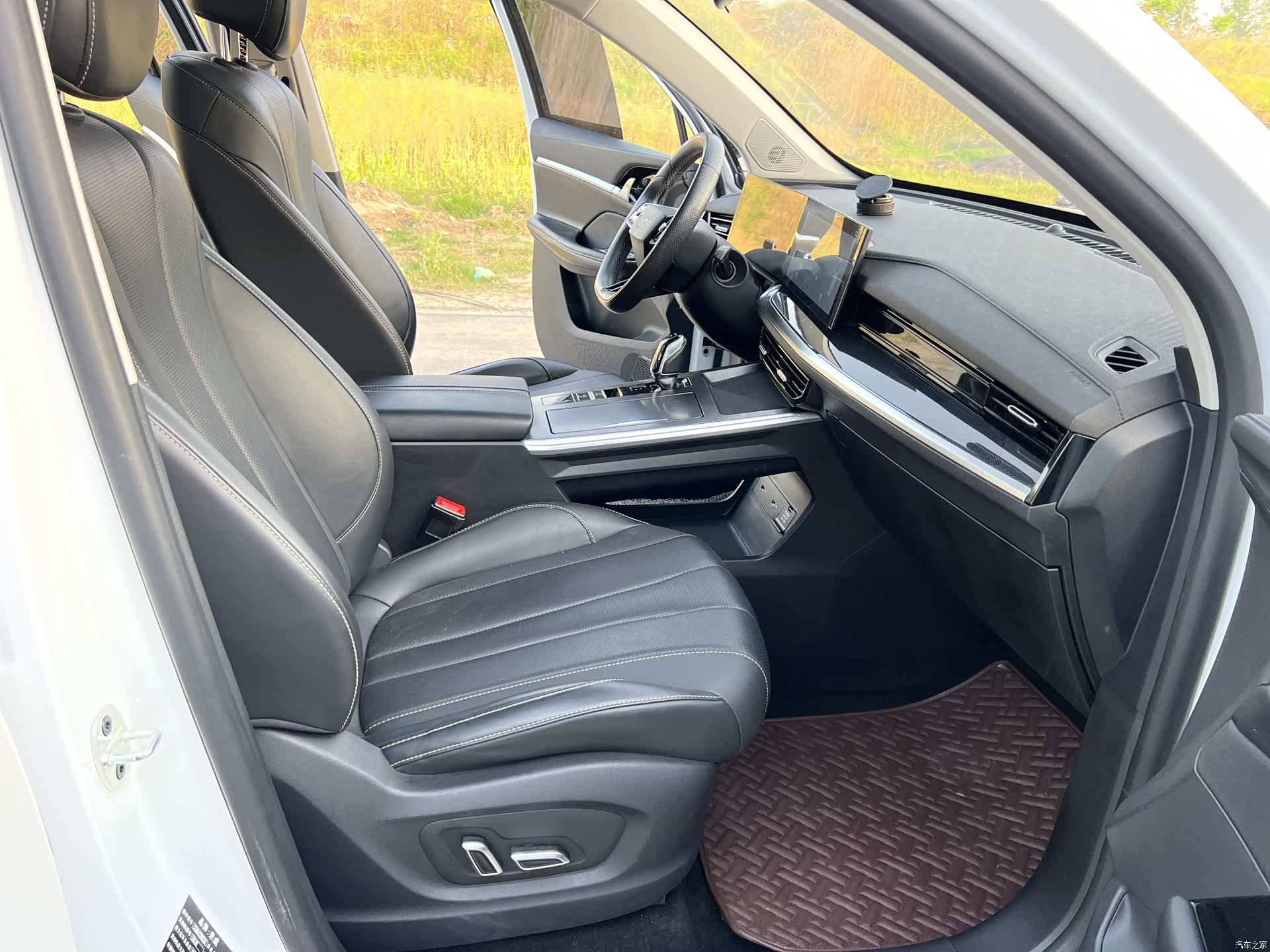 Roewe RX5, 2022 17