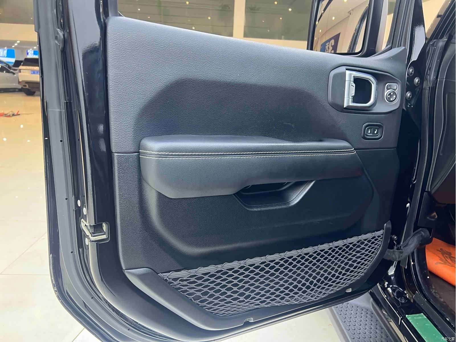 Jeep Wrangler, 2021 18