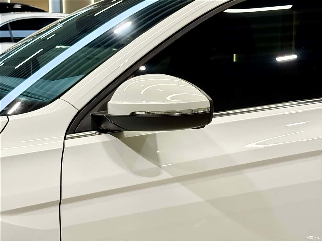 Volkswagen Bora, 2025 28