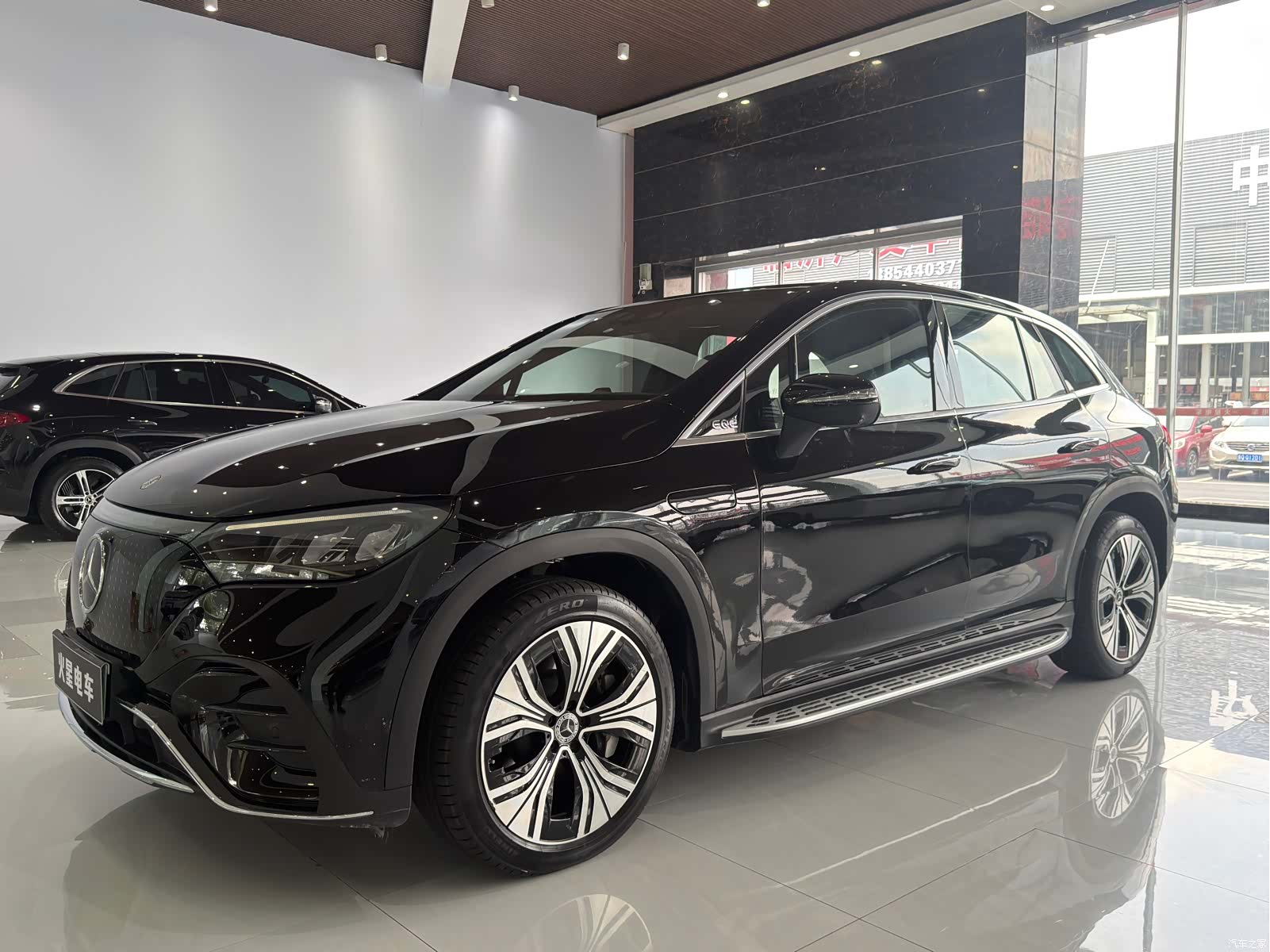 Mercedes-Benz EQE, 2025 18