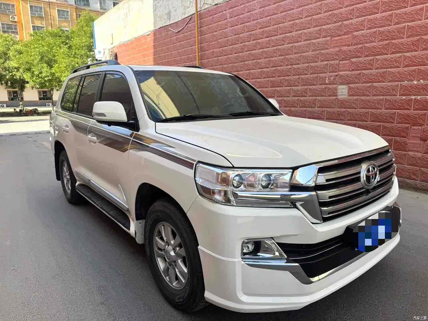 Toyota Land Cruiser, 2013 3