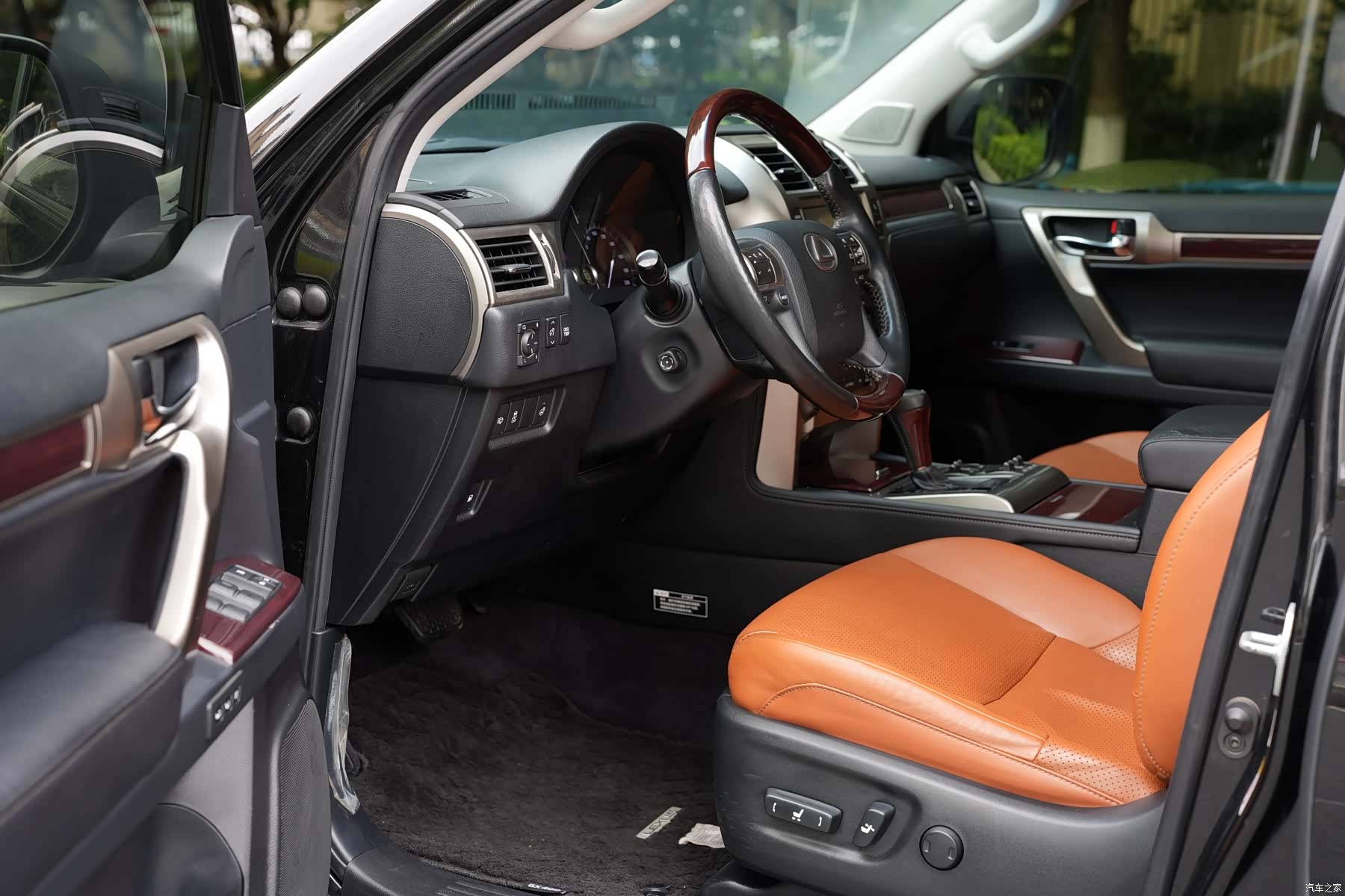 Lexus GX, 2014 15