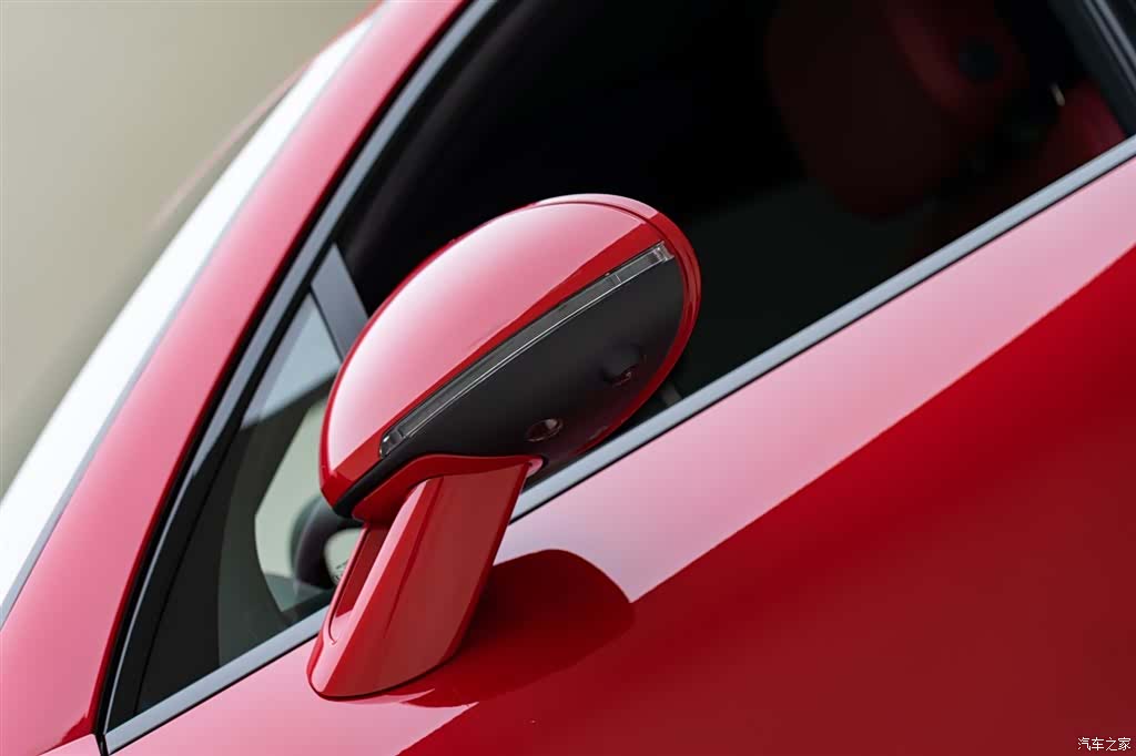 Porsche Macan, 2023 7