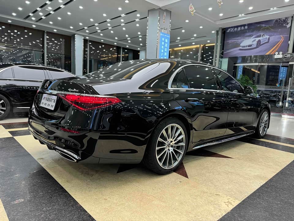 Mercedes-Benz S-class Mercedes-Benz S-class
