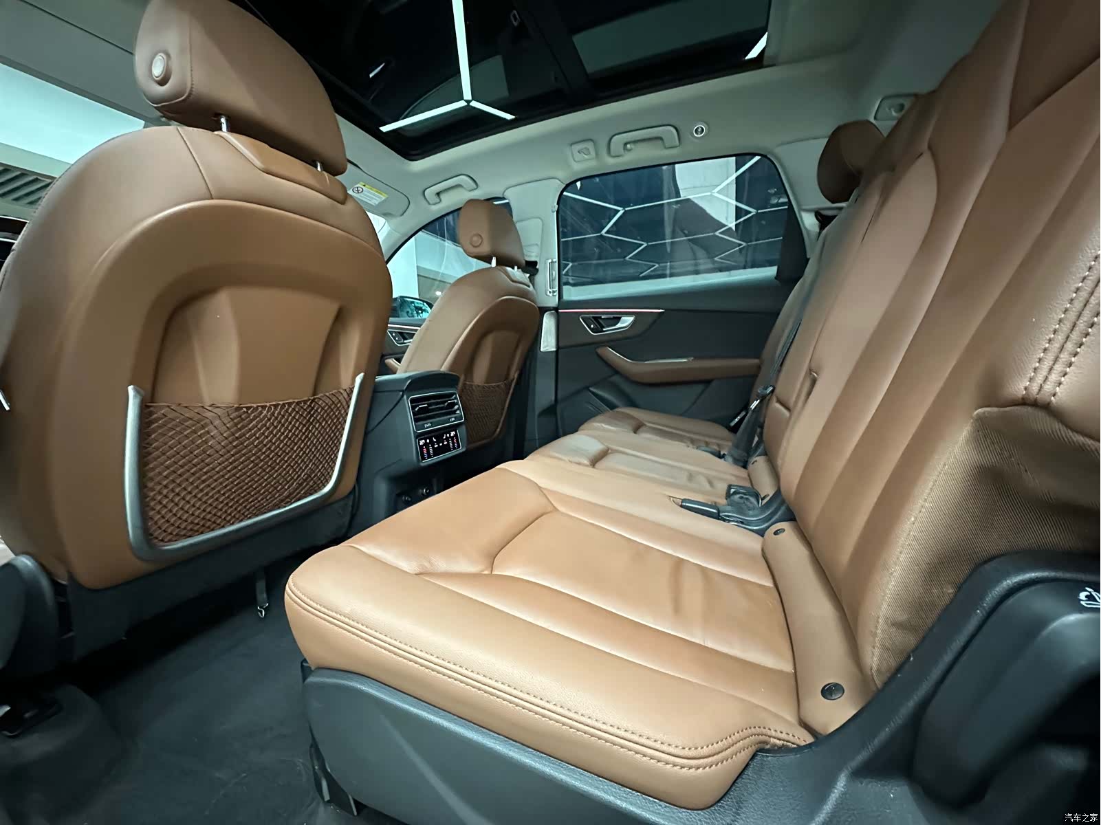 Audi Q7, 2020 12