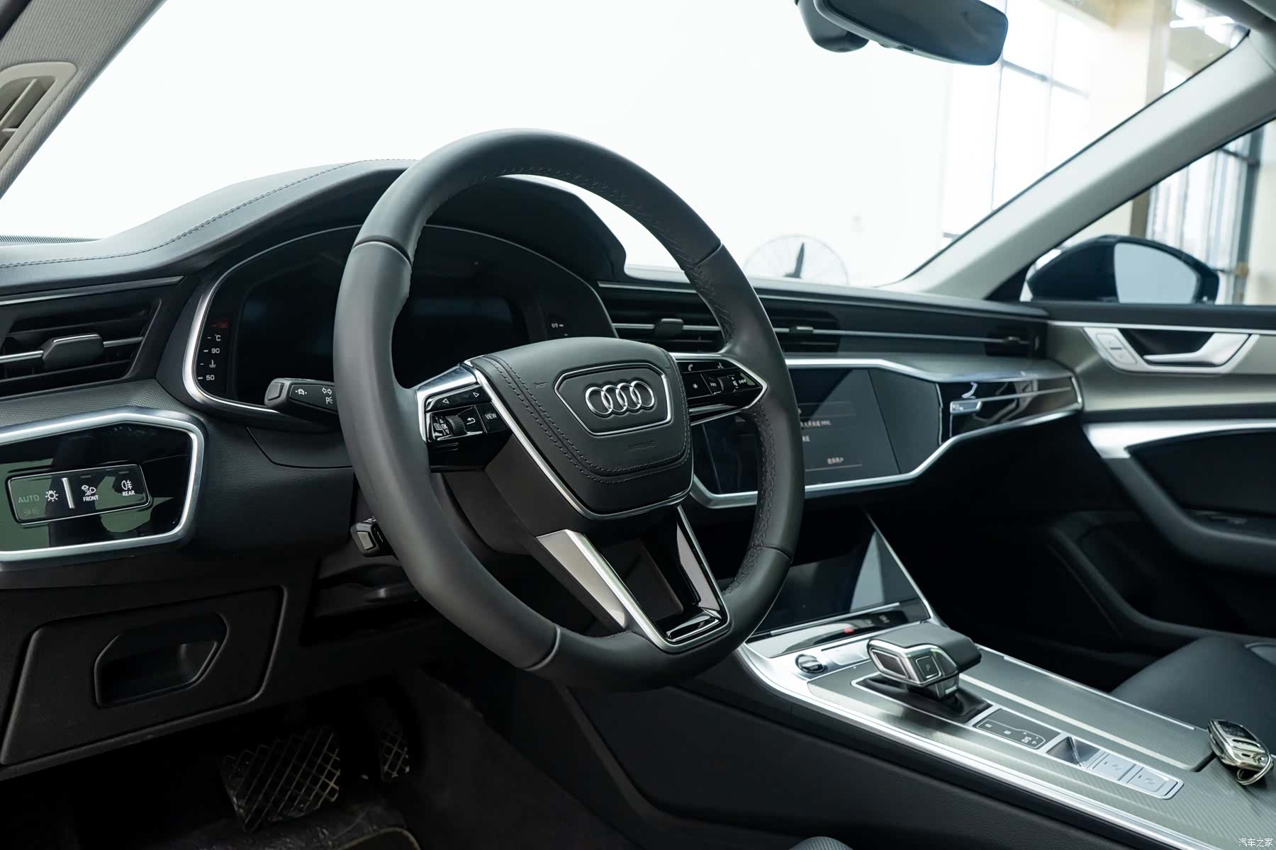 Audi A6L, 2025 14