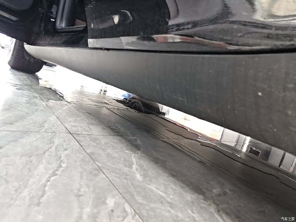 Tesla Model Y, 2023 22