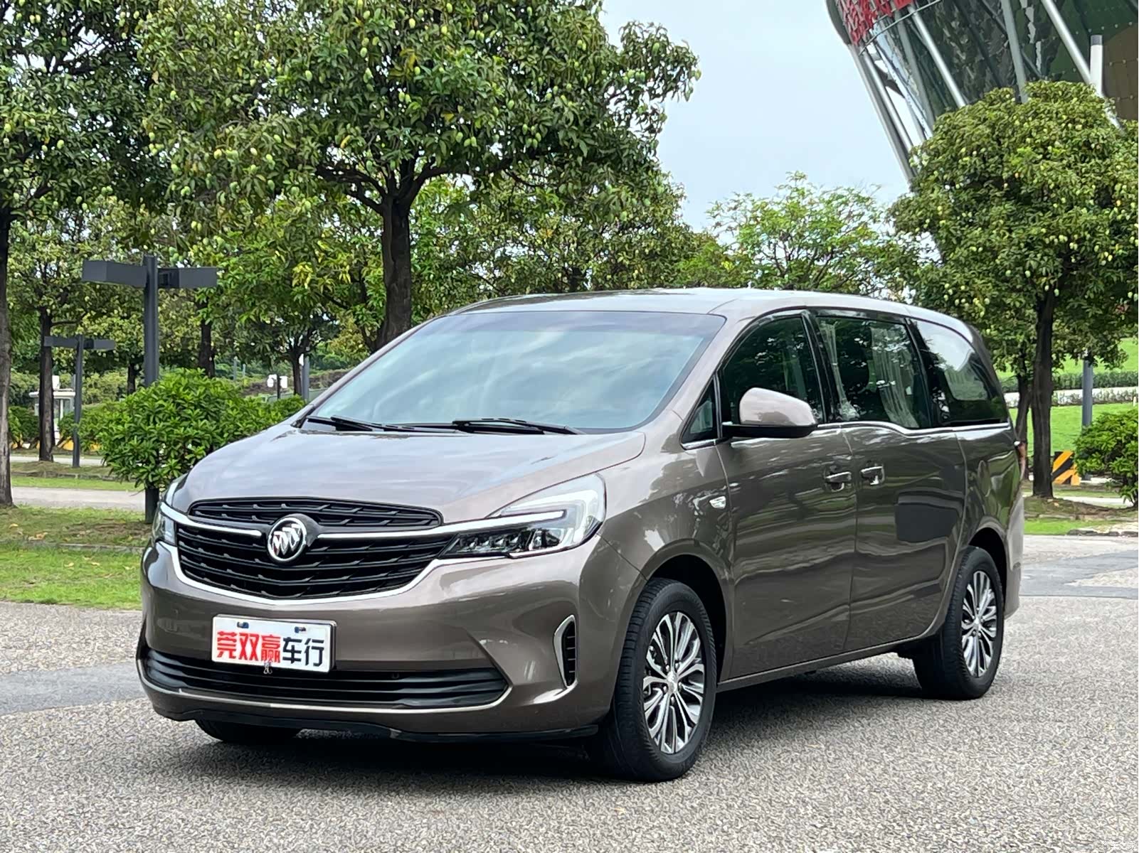Buick GL8, 2022 1