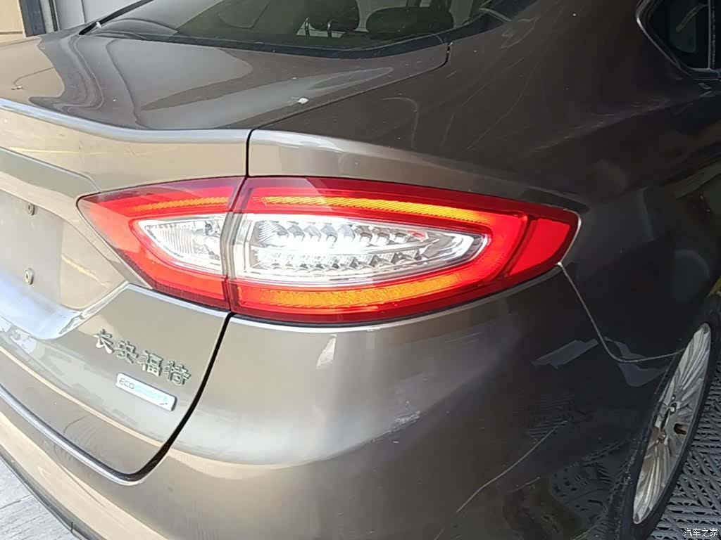 Ford Mondeo, 2016 8