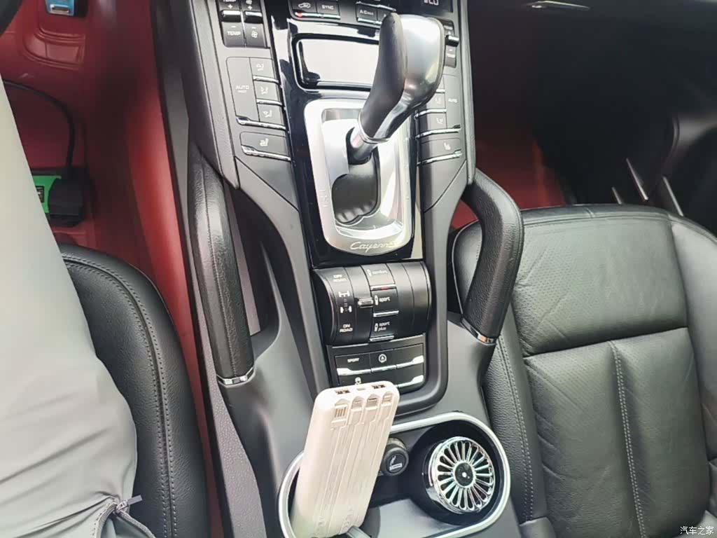 Porsche Cayenne, 2018 14