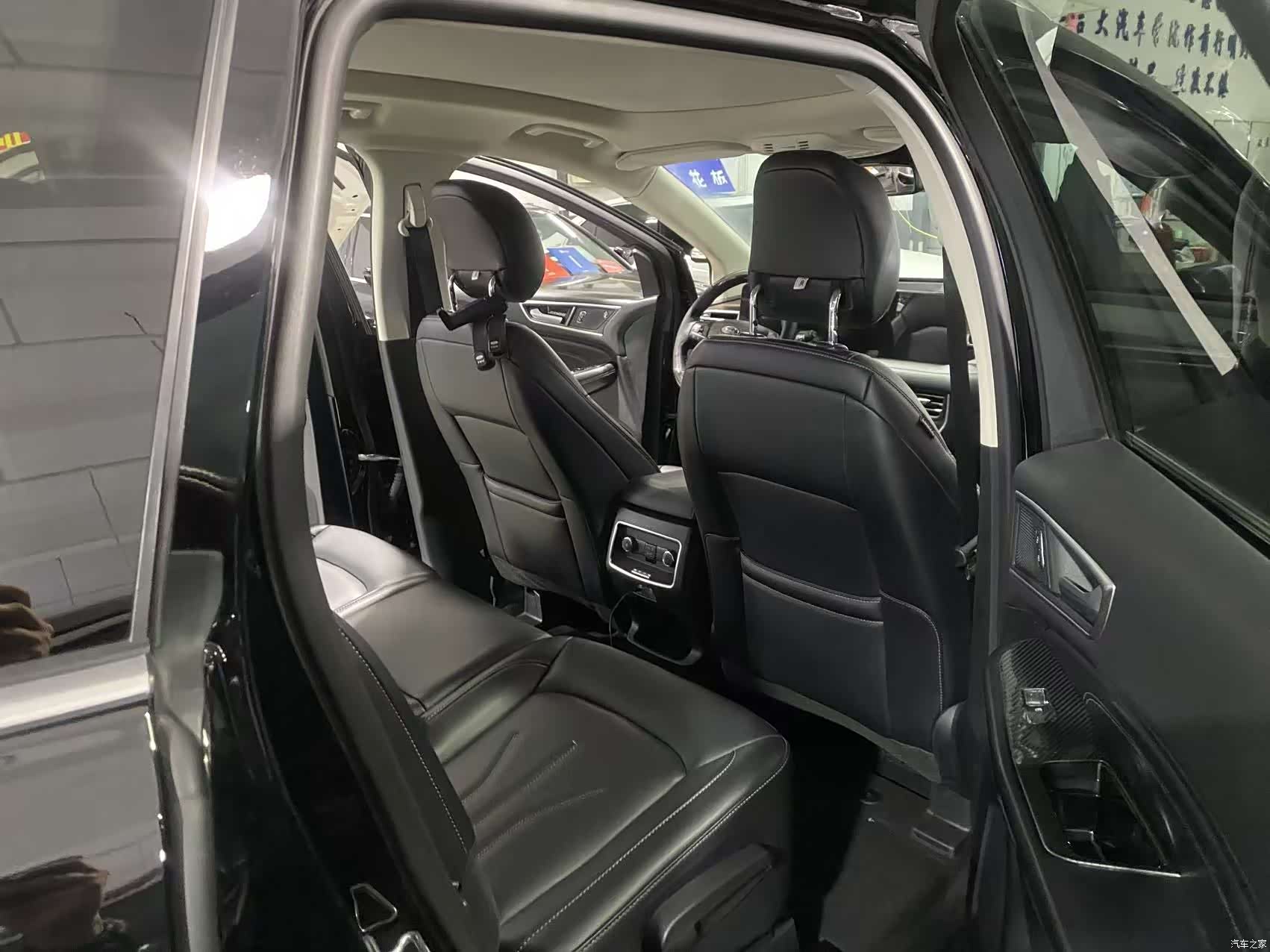 Ford Edge, 2021 9