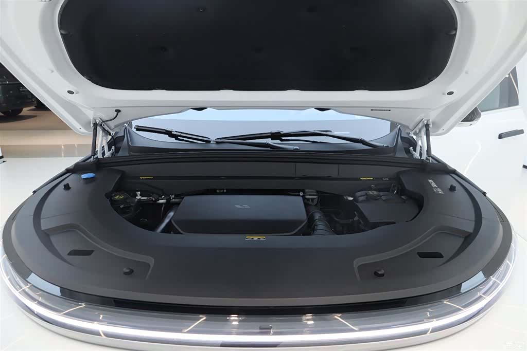 Li Auto L7, 2024 21