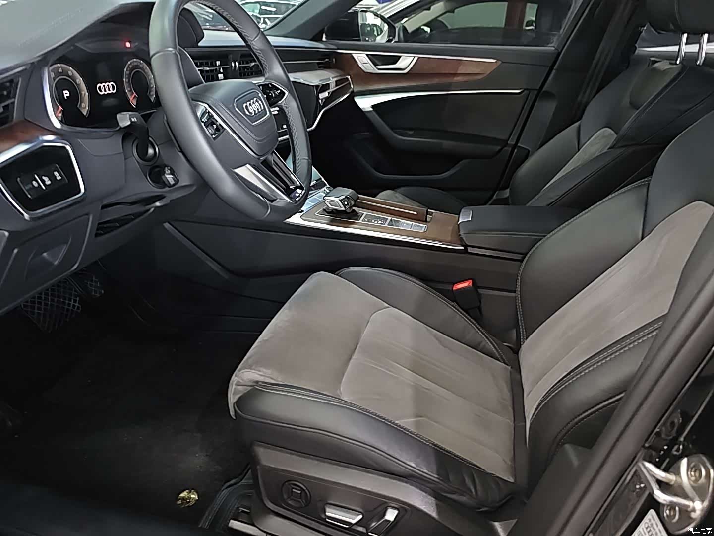 Audi A6L, 2023 все фото