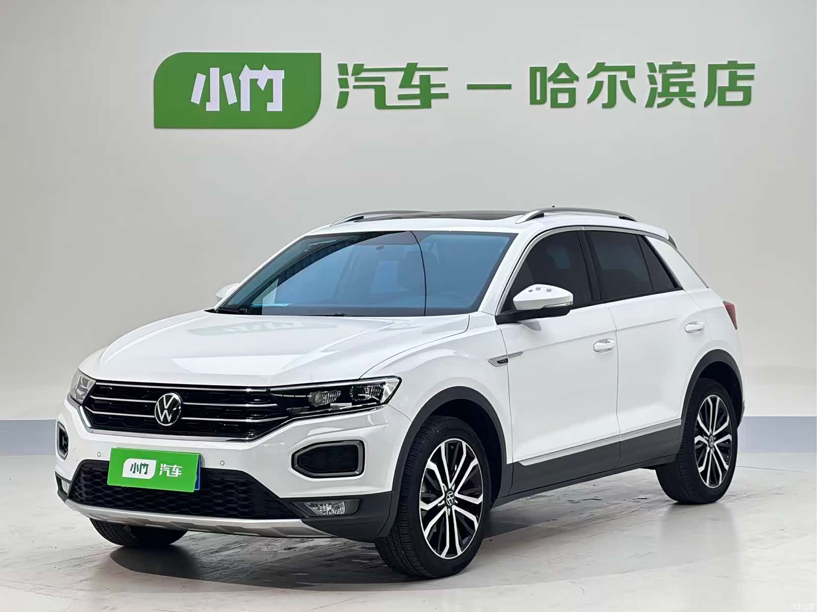 Volkswagen T-ROC, 2023 1