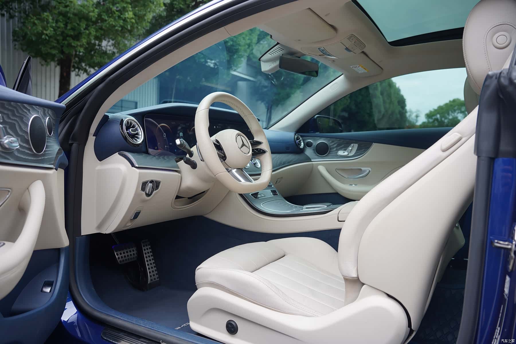 Mercedes-Benz E-Class, 2021 12