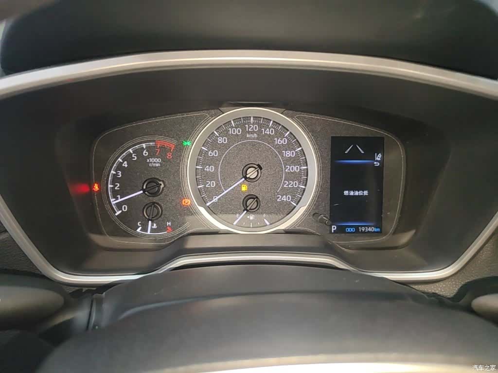 Toyota Frontlander, 2022 12