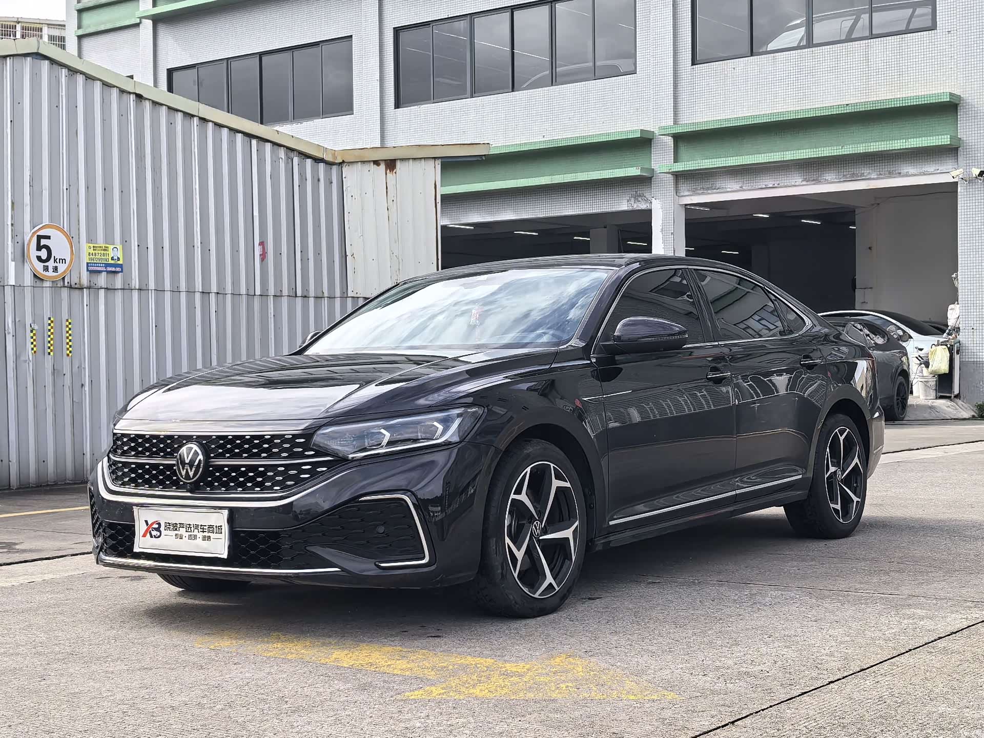 Volkswagen Passat, 2024 1