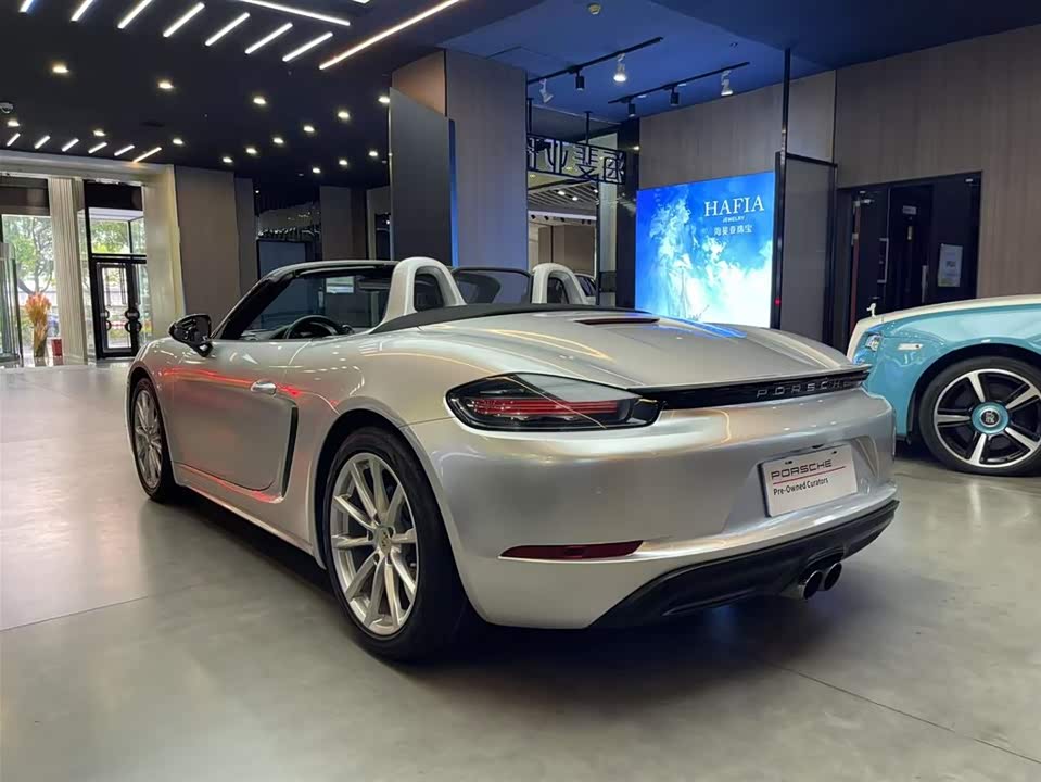 Porsche 718