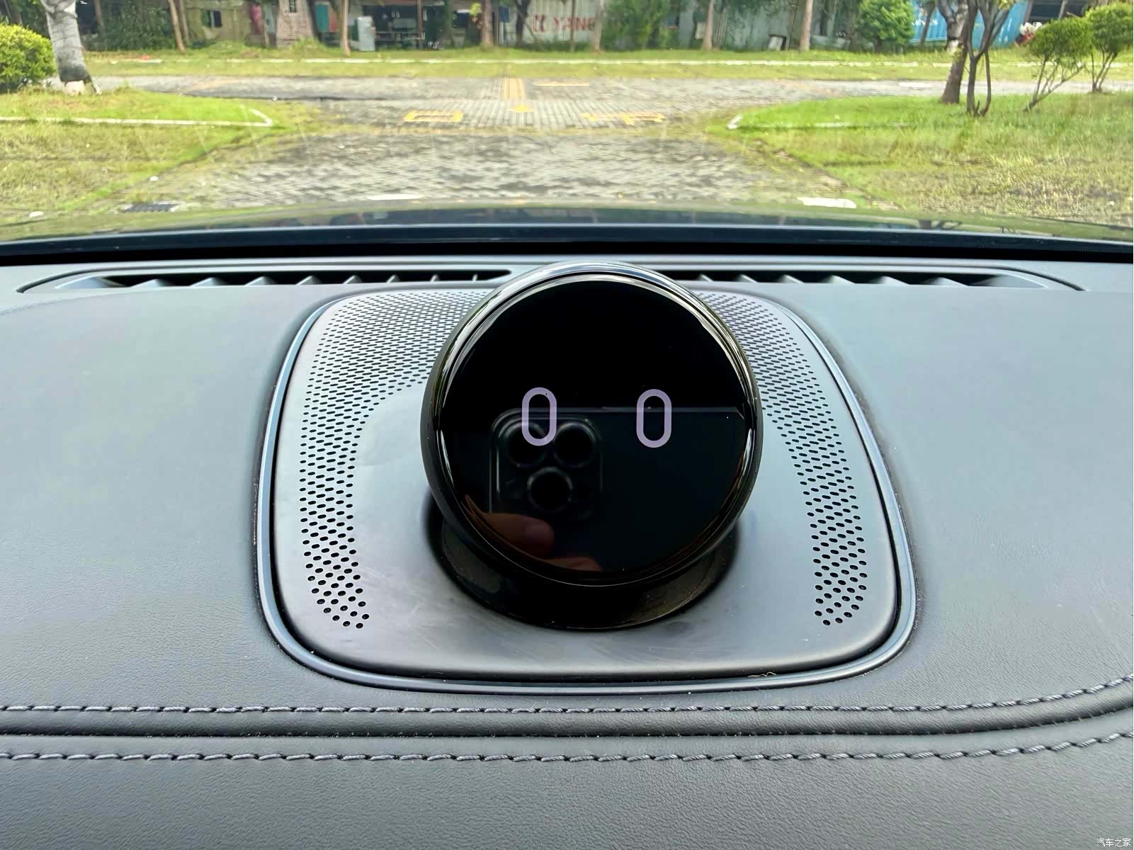 NIO ES8, 2020 7