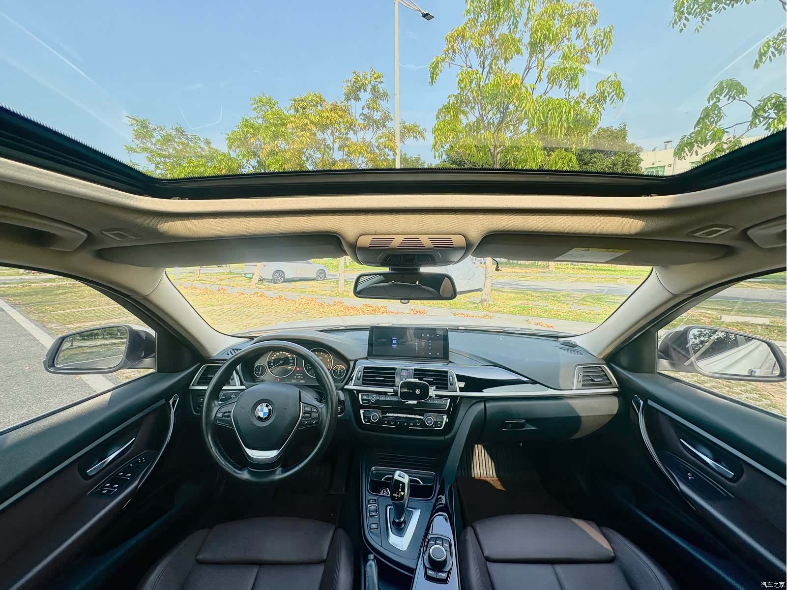 BMW 3 Series, 2018 19