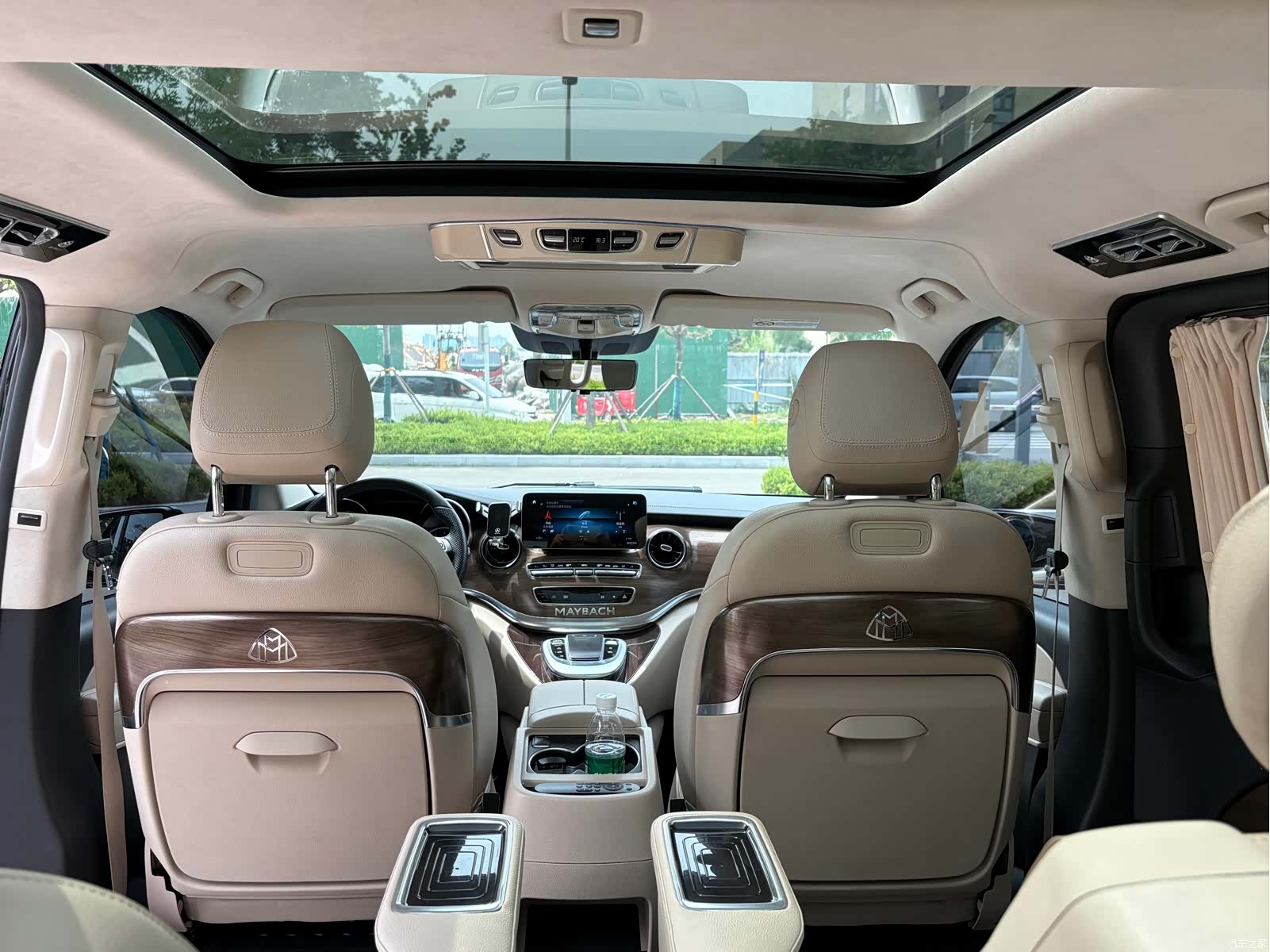 Mercedes-Benz V-Class, 2022 10