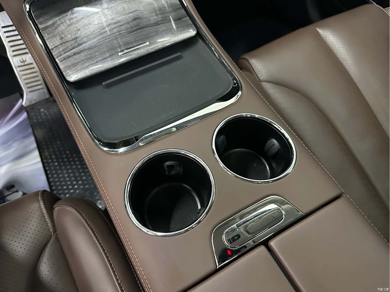 Leapmotor C11, 2022 13