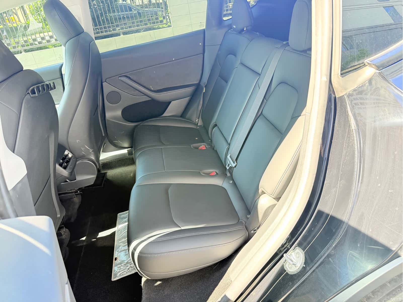Tesla Model Y, 2022 8