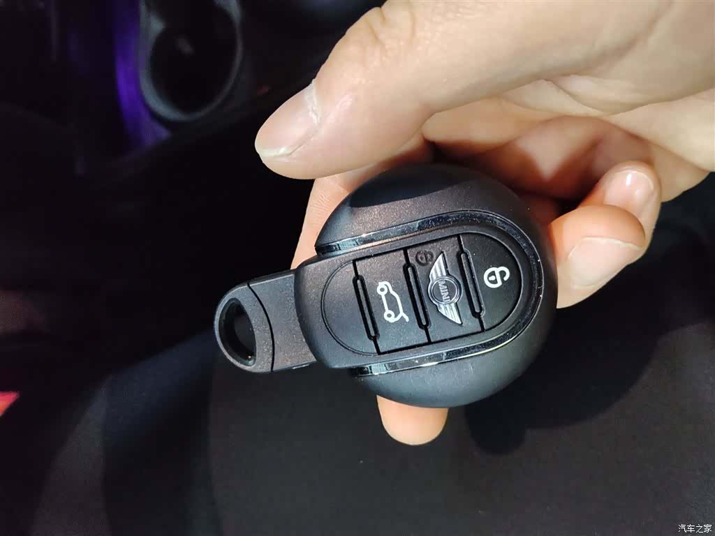 Mini Countryman, 2018 17