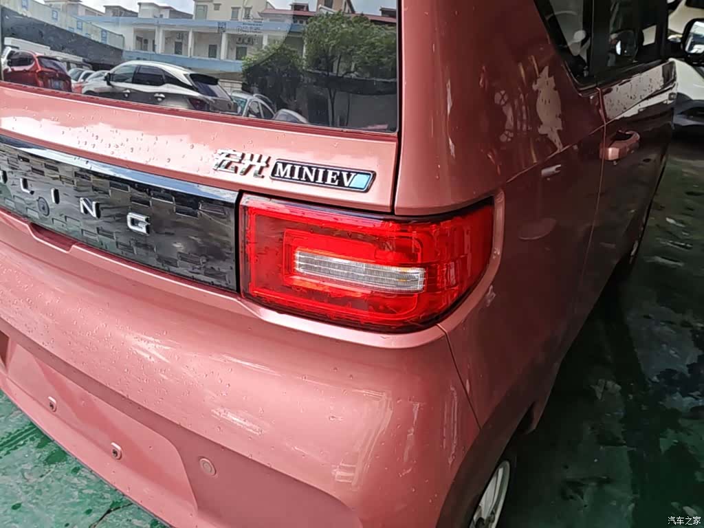 Wuling MINIEV, 2021 8