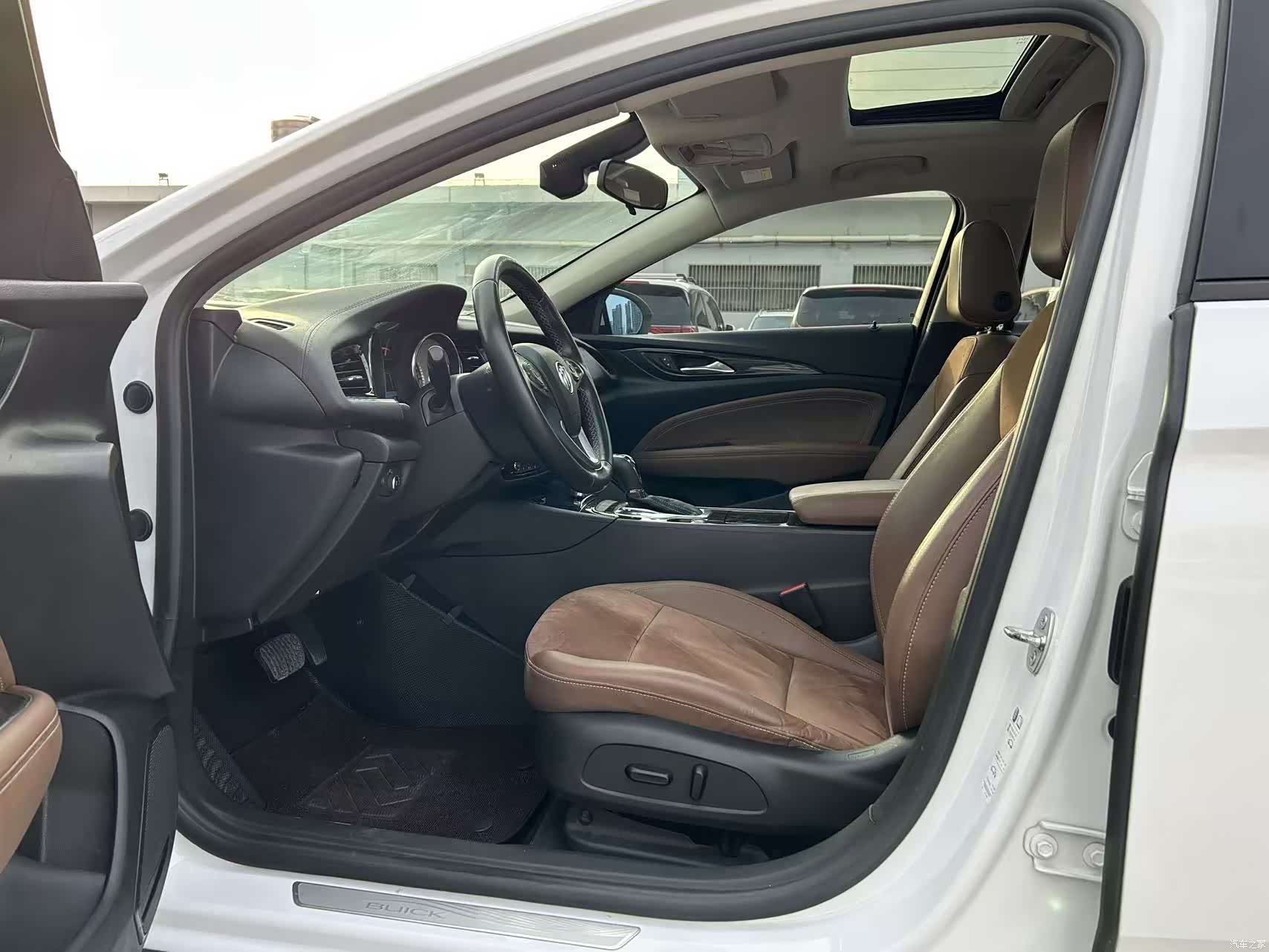 Buick Regal, 2020 4