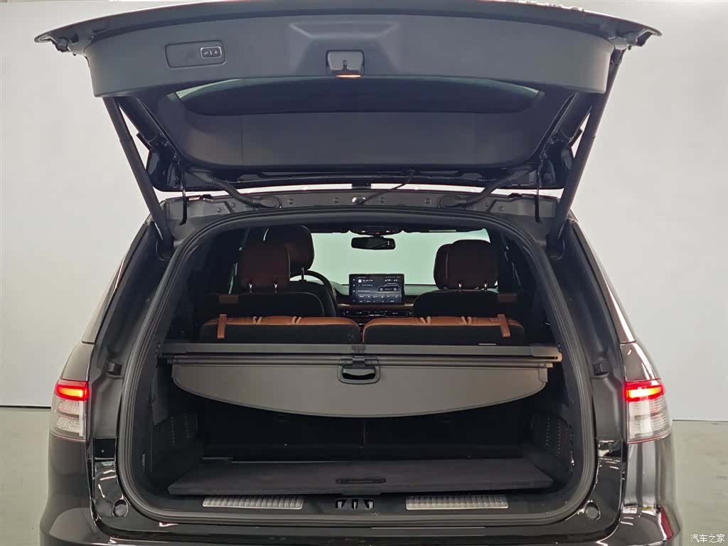 Lincoln Aviator, 2022 20