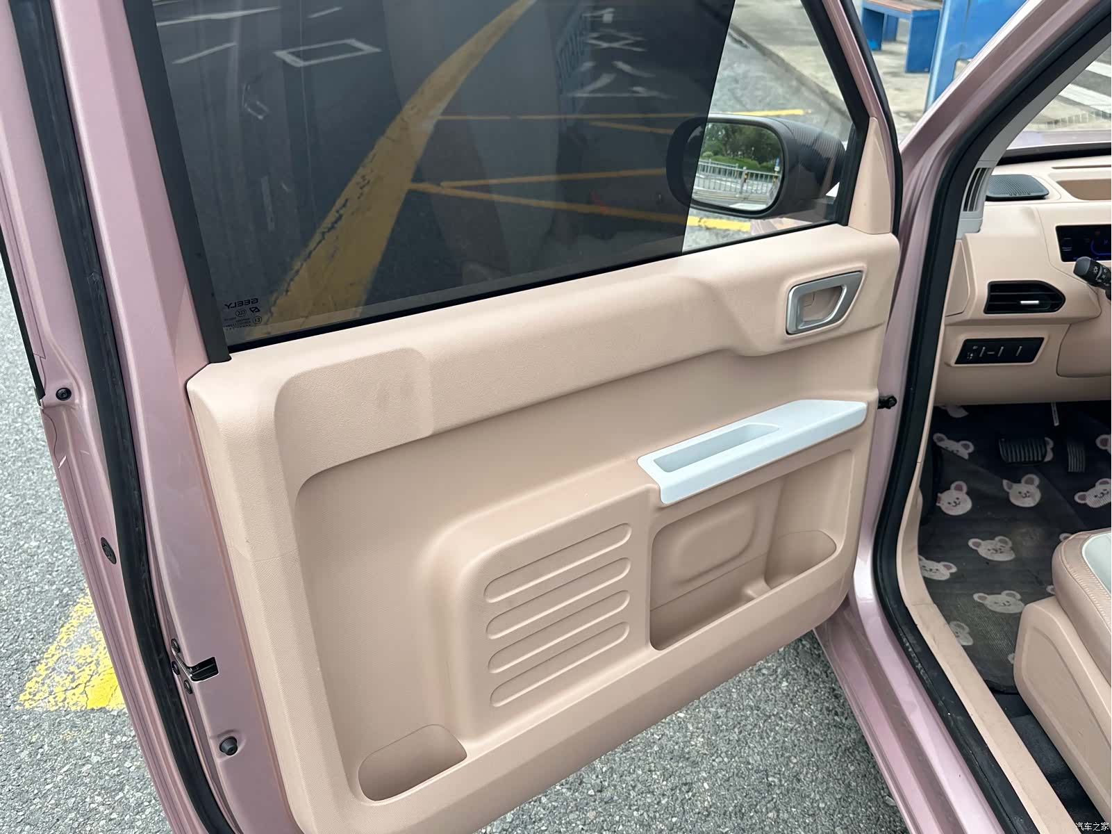 Geely Panda, 2023 9