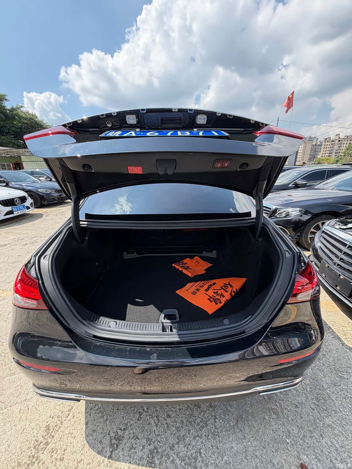 Mercedes-Benz E-Class, 2019 12