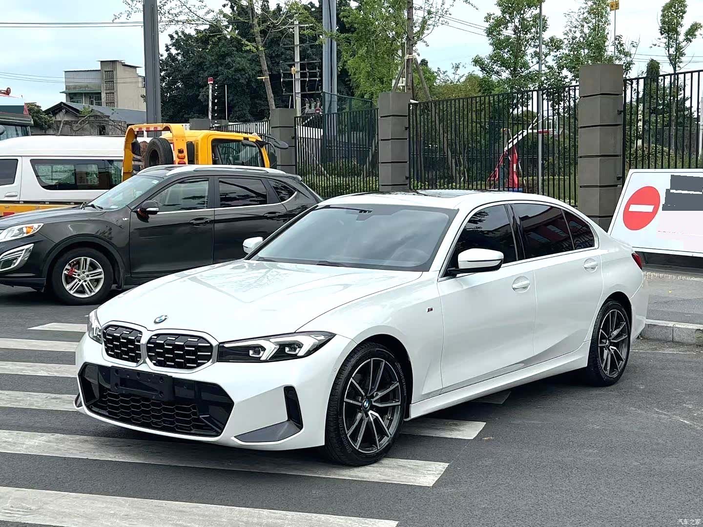 BMW 3 Series, 2024 1