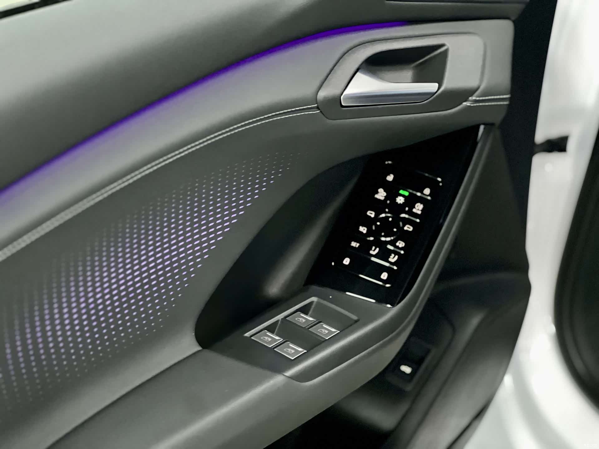 Audi e-tron, 2025 12