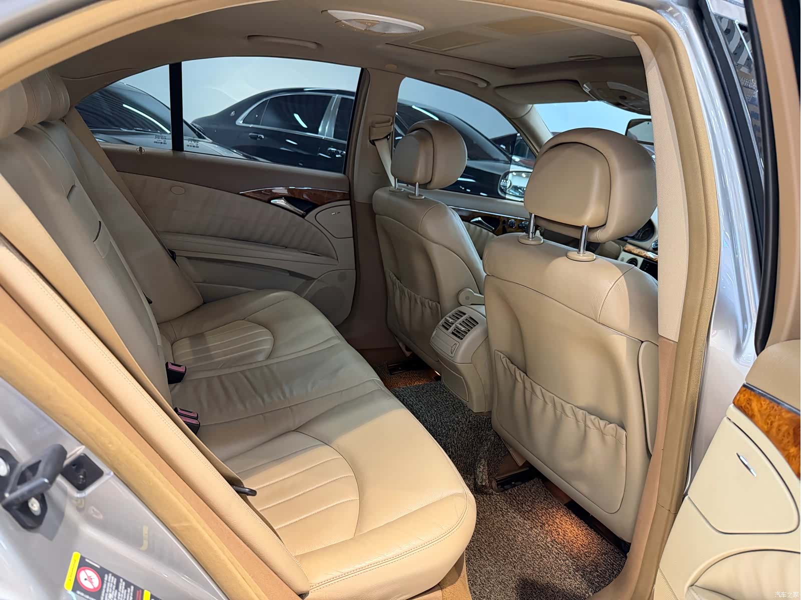 Mercedes-Benz E-Class, 2008 14