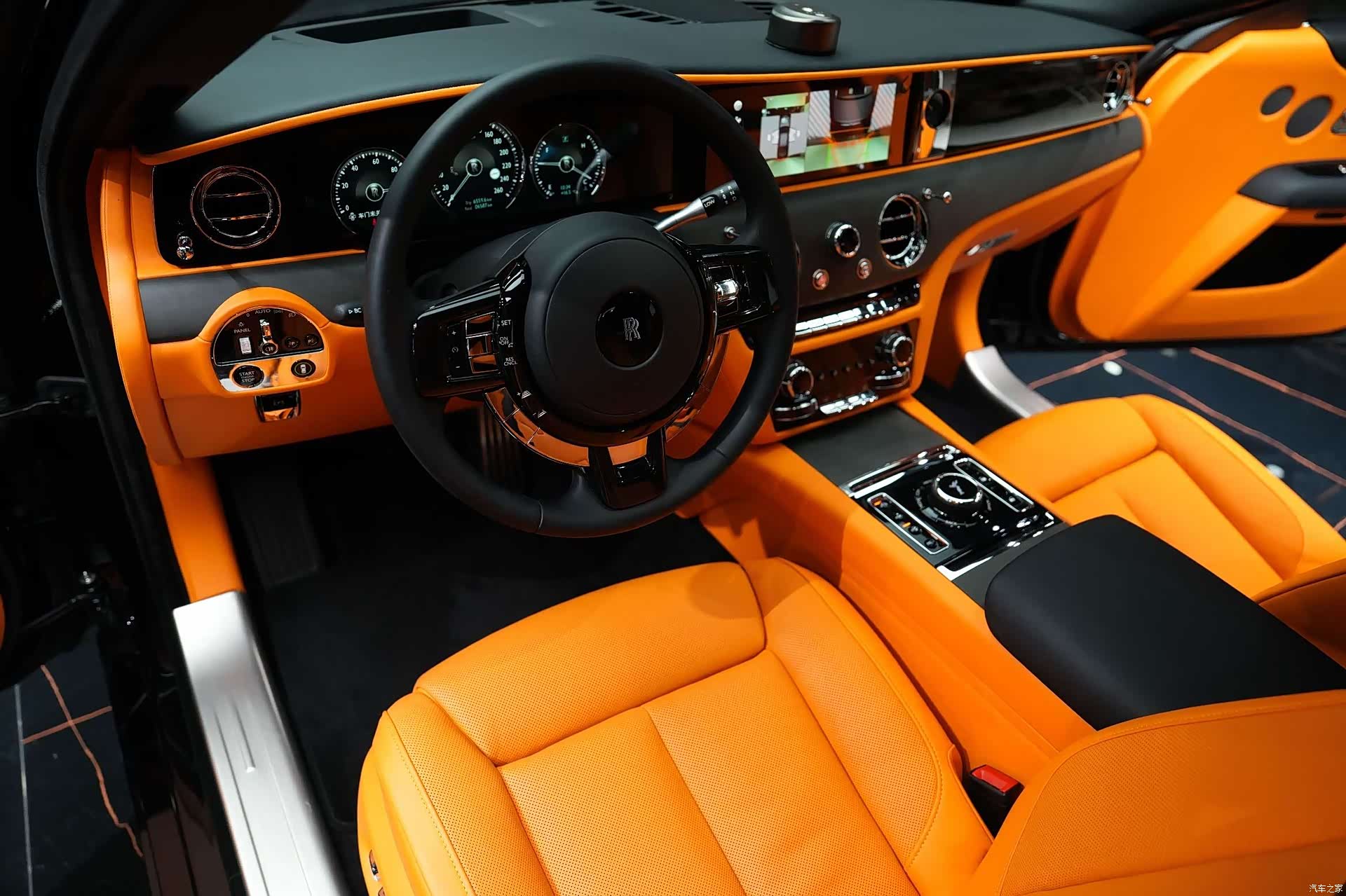 Rolls-Royce Ghost, 2025 22