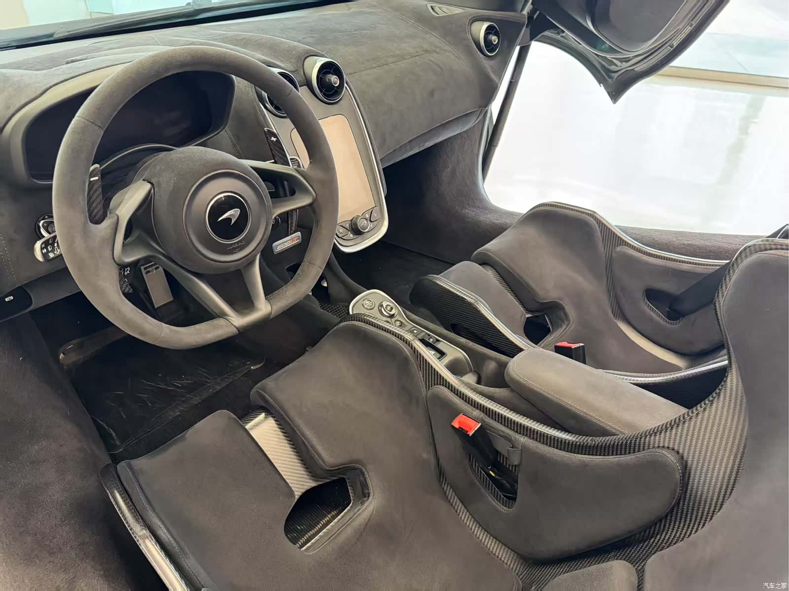 McLaren 600LT, 2020 7