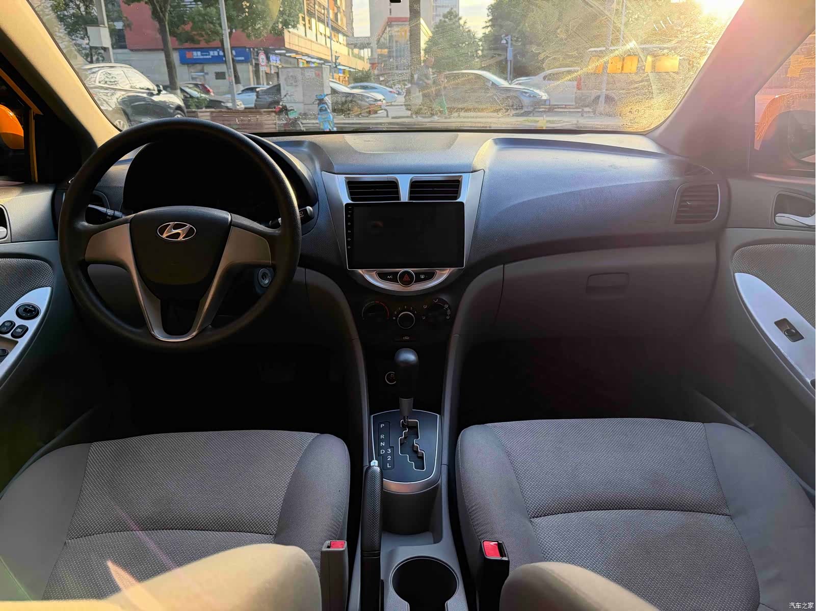 Hyundai GL, 2013 9