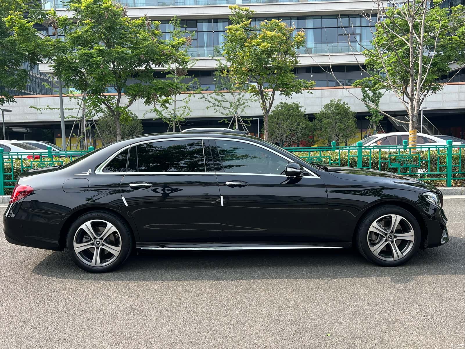 Mercedes-Benz E-Class, 2020 16
